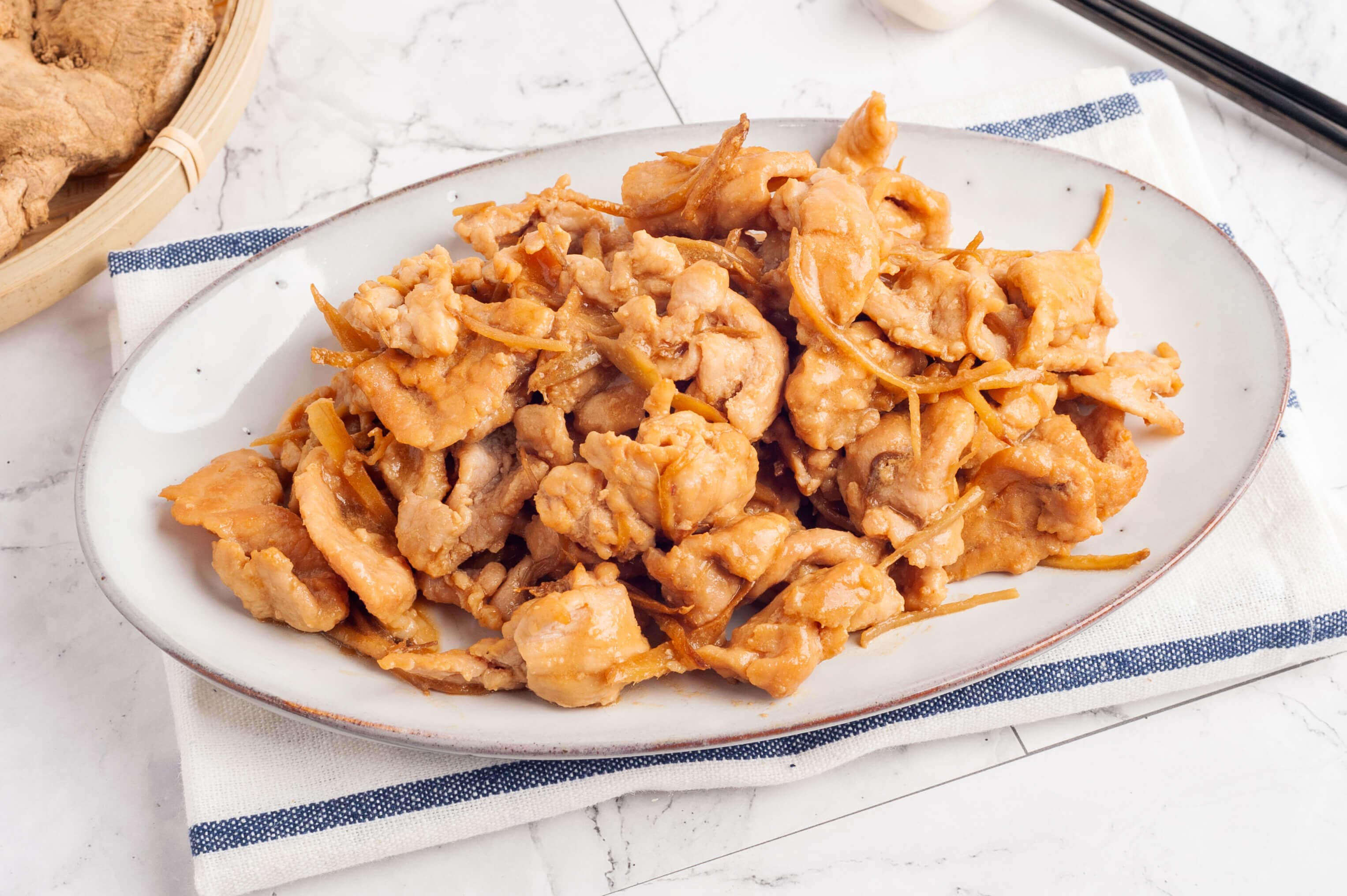 Stir-fried pork with sesame oil and ginger