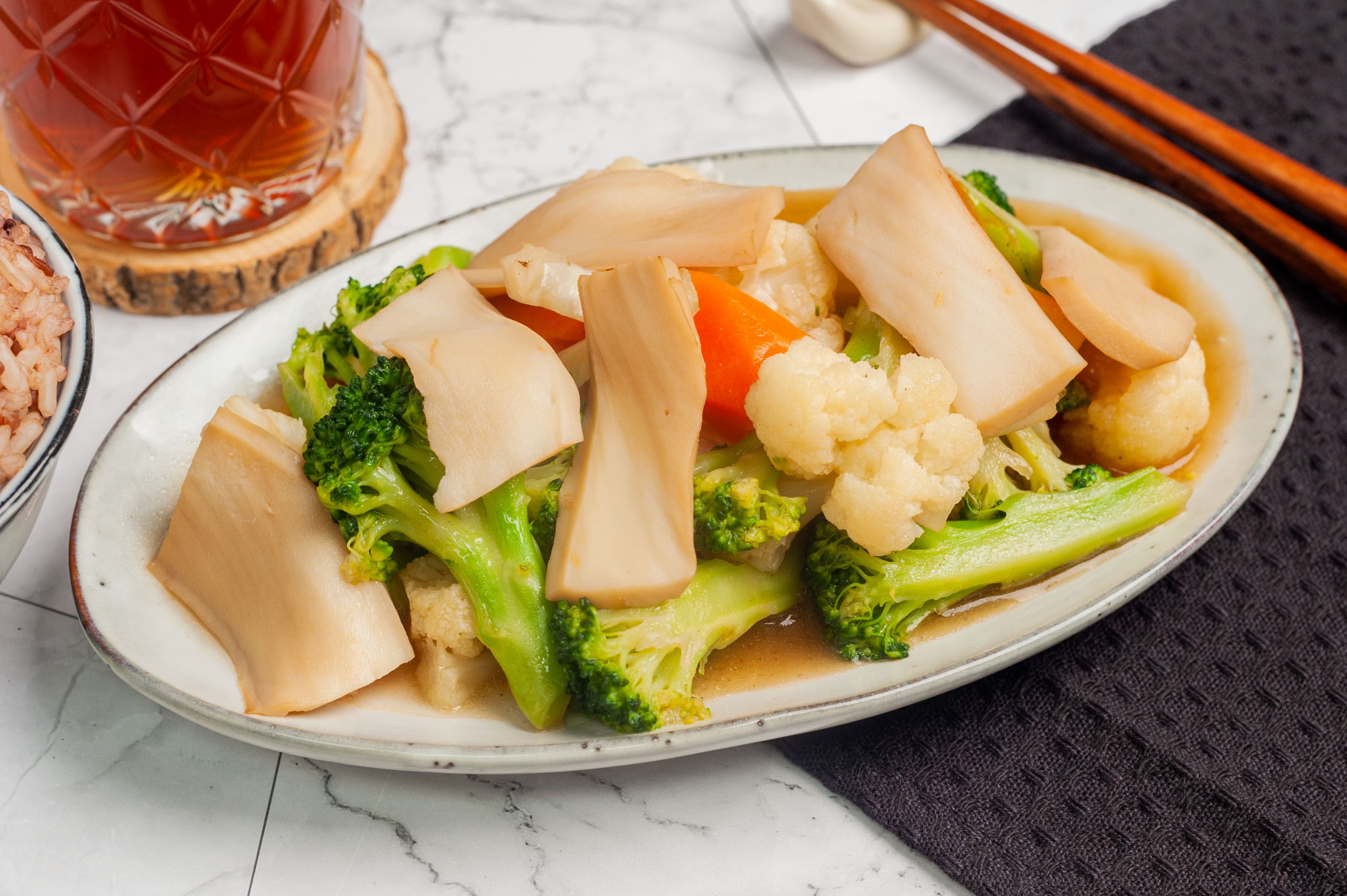 Stir Fried Broccoli Cauliflower with Abalone Slices