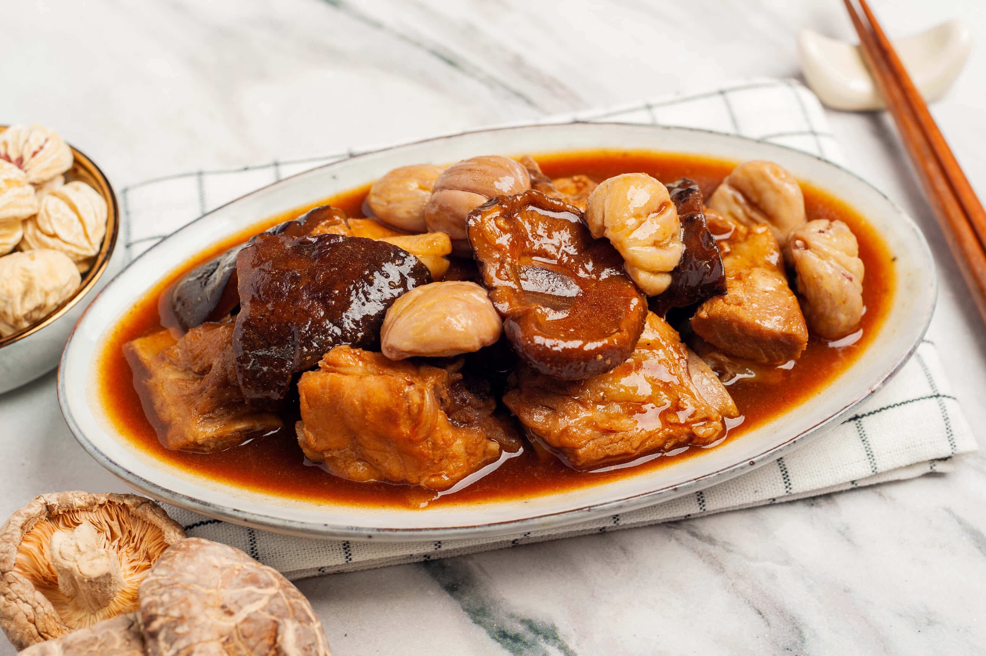 Braised Pork Ribs with Mushroom & Chestnut